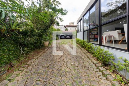 Casa de condomínio à venda com 233m², 4 quartos e 2 vagasÁrea comum