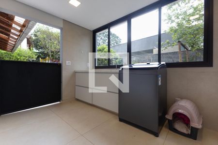 Casa de condomínio à venda com 233m², 4 quartos e 2 vagasÁrea de Serviço