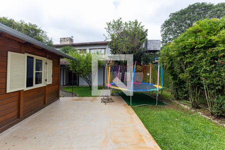 Casa de condomínio à venda com 233m², 4 quartos e 2 vagasÁrea comum