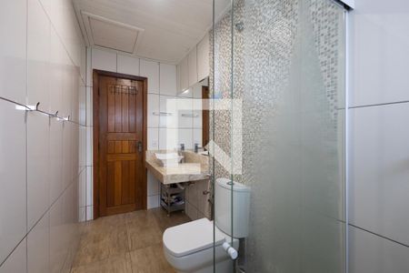 Casa de condomínio à venda com 233m², 4 quartos e 2 vagasBanheiro 2