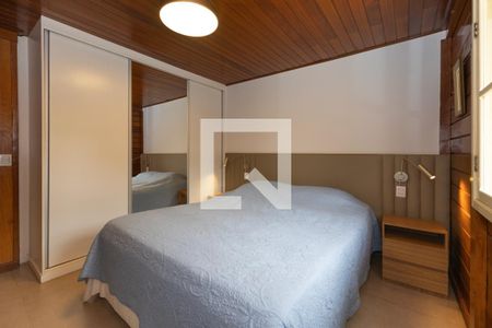 Casa de condomínio à venda com 233m², 4 quartos e 2 vagasQuarto de Casal