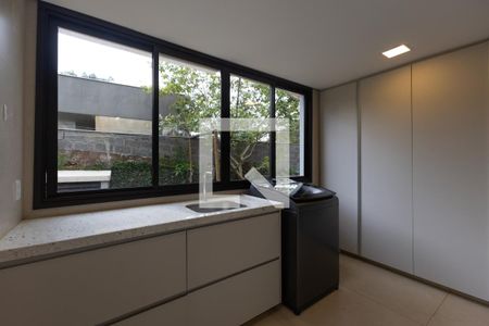 Casa de condomínio à venda com 233m², 4 quartos e 2 vagasÁrea de Serviço