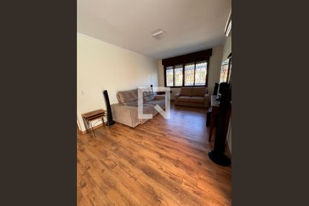 Sala de casa à venda com 3 quartos, 140m² em Vila Ipiranga, Porto Alegre