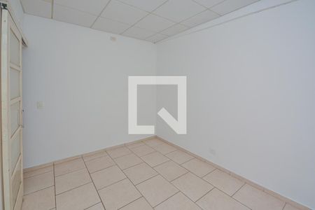 Quarto 2 de casa para alugar com 2 quartos, 35m² em Cidade Ademar, São Paulo