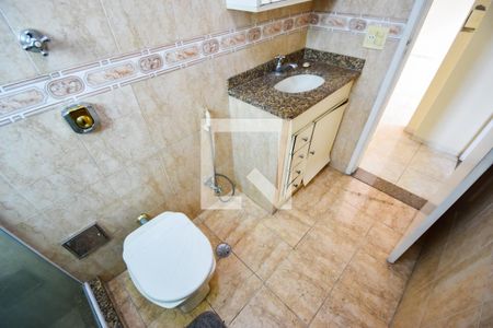 Apartamento à venda com 70m², 2 quartos e 1 vaga Apartamento à venda com 70m², 2 quartos e 1 vagaBanheiro Social