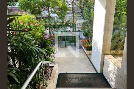 Apartamento à venda com 70m², 2 quartos e 1 vaga Apartamento à venda com 70m², 2 quartos e 1 vagaHall de entrada