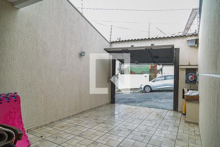 Casa à venda com 100m², 3 quartos e 2 vagasGaragem