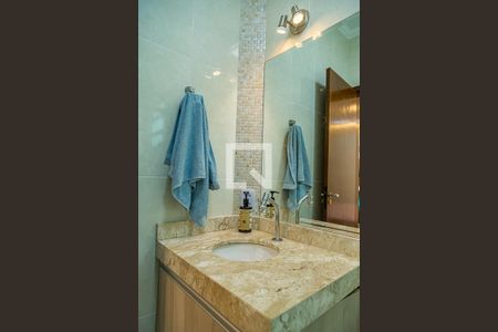 Casa à venda com 100m², 3 quartos e 2 vagasBanheiro da Suíte