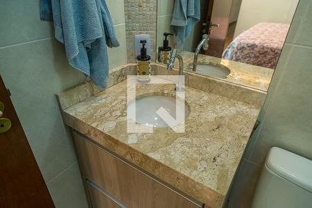 Casa à venda com 100m², 3 quartos e 2 vagasBanheiro da Suíte