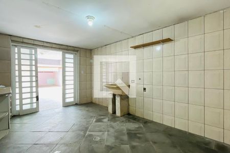 Casa à venda com 230m², 3 quartos e 2 vagasÁrea de Serviço