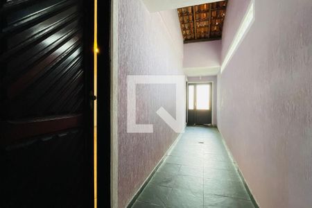 Casa à venda com 230m², 3 quartos e 2 vagasÁrea externa