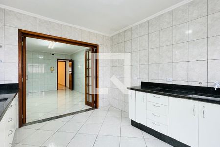Casa à venda com 230m², 3 quartos e 2 vagasCozinha