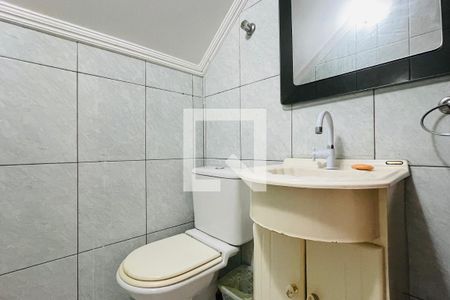 Casa à venda com 230m², 3 quartos e 2 vagasLavabo