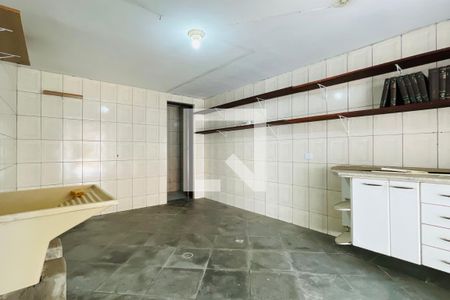 Casa à venda com 230m², 3 quartos e 2 vagasÁrea de Serviço