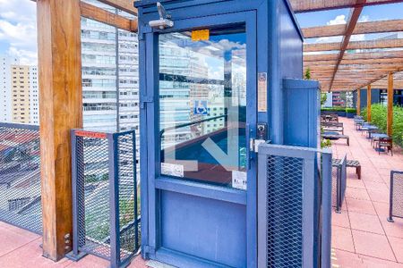 Studio à venda com 30m², 1 quarto e 1 vaga Studio à venda com 30m², 1 quarto e 1 vagaAcessibilidade