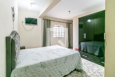 Casa à venda com 204m², 5 quartos e 3 vagasQuarto 2