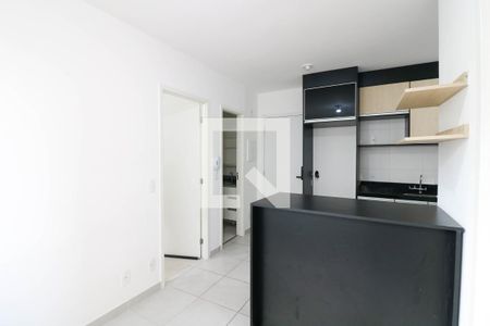 Sala/Cozinha de apartamento para alugar com 2 quartos, 34m² em Santo Amaro, São Paulo