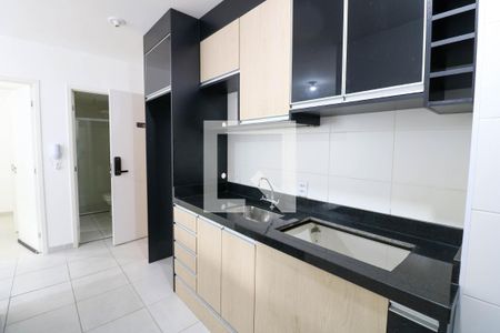 Sala/Cozinha de apartamento para alugar com 2 quartos, 34m² em Santo Amaro, São Paulo