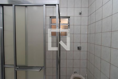 Casa para alugar com 50m², 2 quartos e 1 vaga Casa para alugar com 50m², 2 quartos e 1 vagaBanheiro