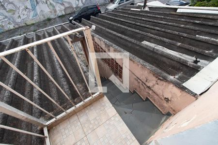 Casa para alugar com 50m², 2 quartos e 1 vaga Casa para alugar com 50m², 2 quartos e 1 vagaEscada