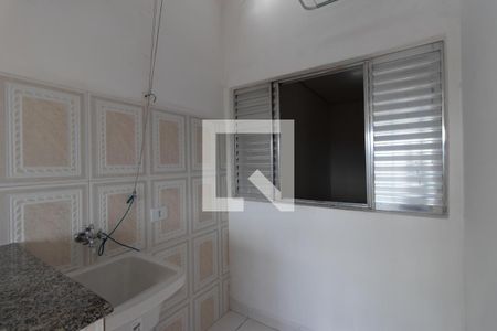 Casa para alugar com 50m², 2 quartos e 1 vaga Casa para alugar com 50m², 2 quartos e 1 vagaÁrea de Serviço