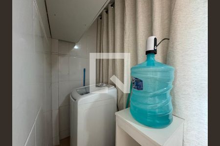 Apartamento à venda com 55m², 2 quartos e sem vaga Apartamento à venda com 55m², 2 quartos e sem vagaCozinha e Área de Serviço