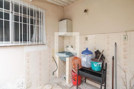 Casa à venda com 80m², 2 quartos e sem vagaQuintal e Área de Serviço 