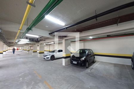 Apartamento para alugar com 33m², 1 quarto e 1 vaga Apartamento para alugar com 33m², 1 quarto e 1 vagaGaragem