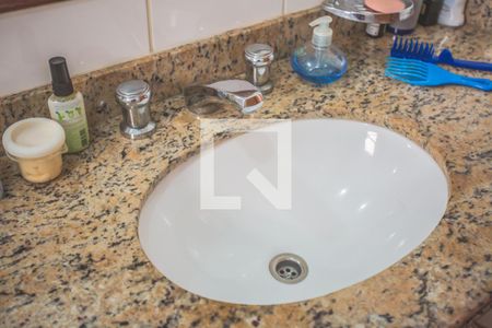 Apartamento à venda com 90m², 4 quartos e 2 vagasBanheiro 2