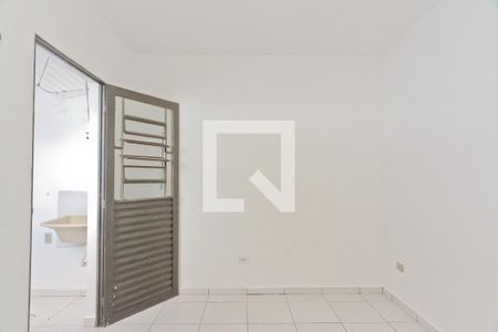 Quarto de casa para alugar com 1 quarto, 30m² em Vila Palmeiras, São Paulo