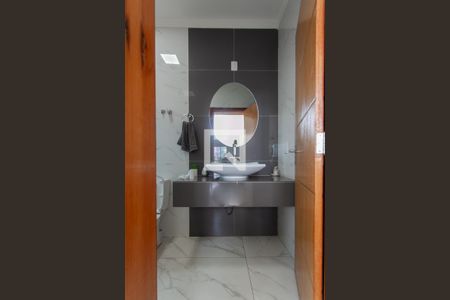 Casa à venda com 599m², 3 quartos e 10 vagasBanheiro Social