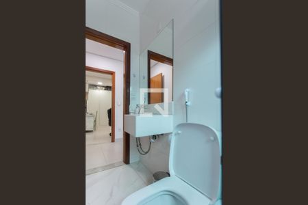 Casa à venda com 599m², 3 quartos e 10 vagasBanheiro da Suíte 2