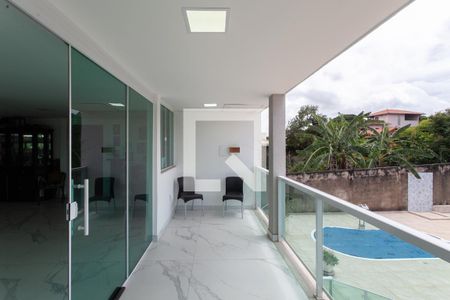 Casa à venda com 599m², 3 quartos e 10 vagasVaranda 2