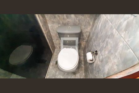 Apartamento para alugar com 58m², 2 quartos e 1 vaga Apartamento para alugar com 58m², 2 quartos e 1 vagaBanheiro