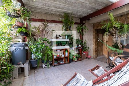 Casa à venda com 300m², 3 quartos e 3 vagasQuintal / Varanda