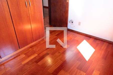 Apartamento à venda com 111m², 3 quartos e 2 vagas Apartamento à venda com 111m², 3 quartos e 2 vagasQUARTO 2