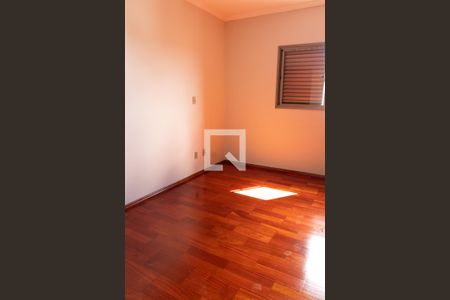 Apartamento à venda com 111m², 3 quartos e 2 vagas Apartamento à venda com 111m², 3 quartos e 2 vagasSUITE