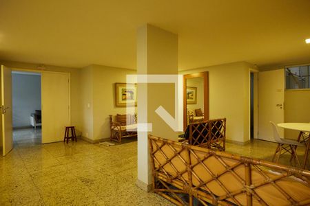 Apartamento à venda com 120m², 3 quartos e 2 vagas Apartamento à venda com 120m², 3 quartos e 2 vagasHall de Entrada