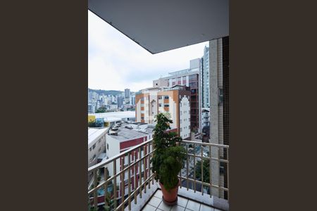 Sacada/Sala de apartamento à venda com 3 quartos, 120m² em São Pedro, Belo Horizonte