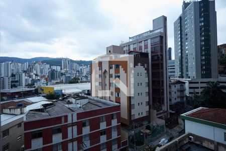 Apartamento à venda com 120m², 3 quartos e 2 vagas Apartamento à venda com 120m², 3 quartos e 2 vagasVista/Quarto 1