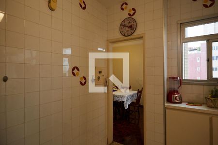 Apartamento à venda com 120m², 3 quartos e 2 vagas Apartamento à venda com 120m², 3 quartos e 2 vagasCozinha