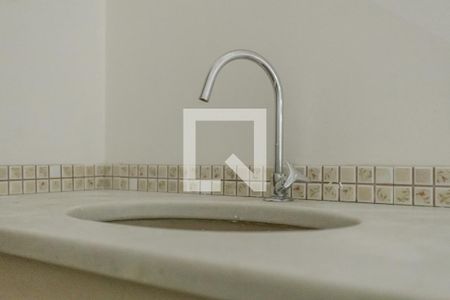 Casa à venda com 221m², 4 quartos e 3 vagas Casa à venda com 221m², 4 quartos e 3 vagasBanheiro 2