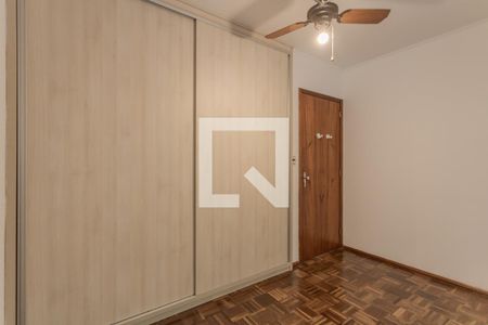 Casa à venda com 221m², 4 quartos e 3 vagas Casa à venda com 221m², 4 quartos e 3 vagasQuarto 1