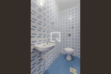 Casa à venda com 221m², 4 quartos e 3 vagas Casa à venda com 221m², 4 quartos e 3 vagasÁrea de Serviço