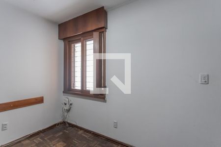 Casa à venda com 221m², 4 quartos e 3 vagas Casa à venda com 221m², 4 quartos e 3 vagasEscritório