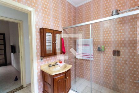 Casa à venda com 363m², 4 quartos e 3 vagas Casa à venda com 363m², 4 quartos e 3 vagasBanheiro 2