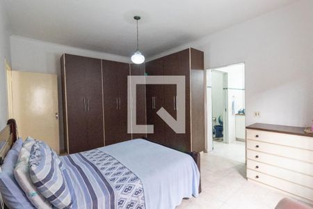 Casa à venda com 363m², 4 quartos e 3 vagas Casa à venda com 363m², 4 quartos e 3 vagasQuarto Suíte