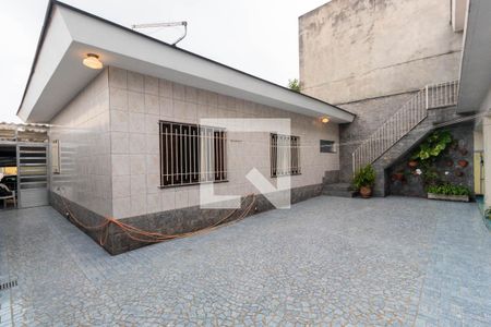 Casa à venda com 363m², 4 quartos e 3 vagas Casa à venda com 363m², 4 quartos e 3 vagasQuintal