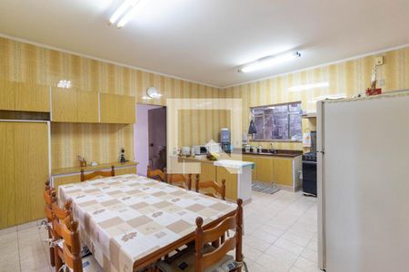 Casa à venda com 363m², 4 quartos e 3 vagas Casa à venda com 363m², 4 quartos e 3 vagasCozinha