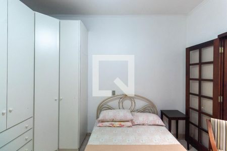 Casa à venda com 363m², 4 quartos e 3 vagas Casa à venda com 363m², 4 quartos e 3 vagasQuarto 2